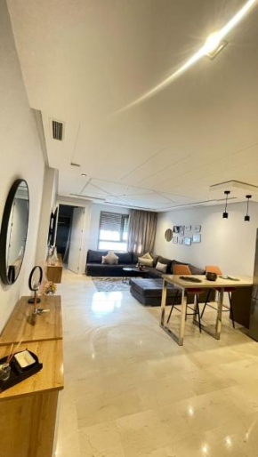 Luxurious apartment near sea